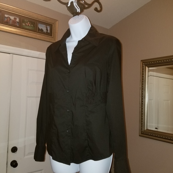 White House black market button-down blouse - Picture 2 of 13